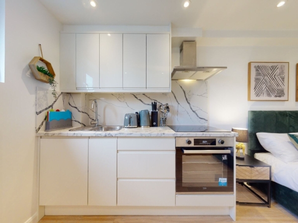 687676c2b6cad20476a4b90d_fe1f6b860650308eab1d2526ebd0341f426aa0be1f84698015f7dd8ccc8cda34